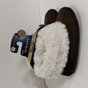 Isotoner Signature Dark Chocolate Slippers/Booties, Size Medium, 6.5 - 7.5